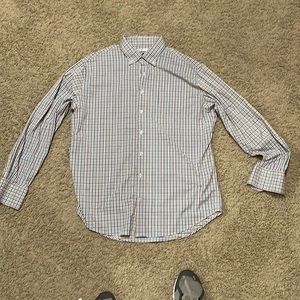 Peter Millar dress shirt in great condition.